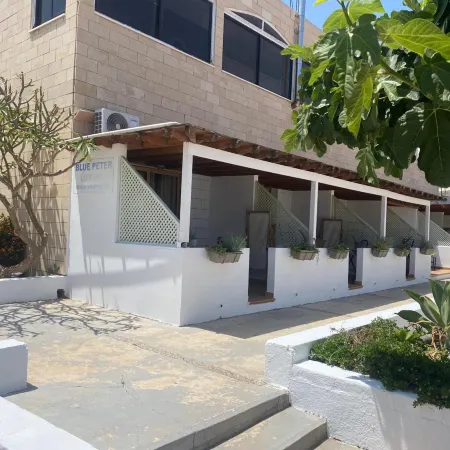 Blue Peter Apartments