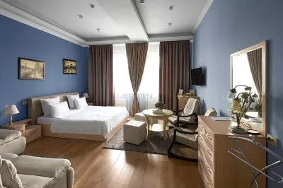 Tesoro Hotel Hotels near Monument to the Heroes of World War I