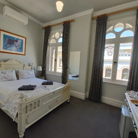 Fremantle Bed & Breakfast Отели рядом с достопримечательностью «Тюрьма Фримантла»