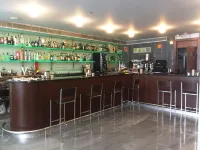 涅槃青年旅館 - 酒吧