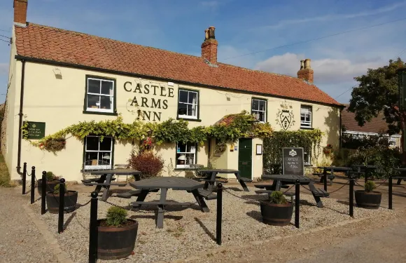 城堡阿姆斯旅館