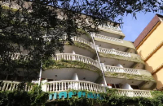 Paradiz Hotel