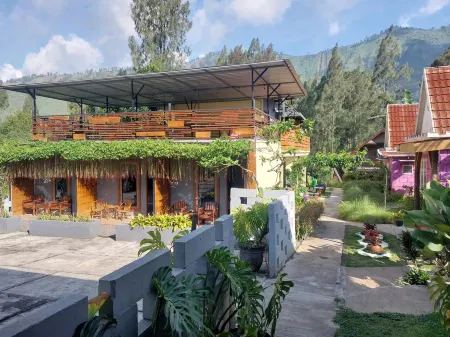 Istana Bromo Resort and Resto
