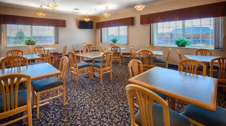 Best Western Thunder Bay Crossroads Отели рядом с Аэропорт Тандер Бэй