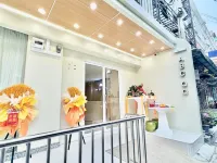ABC QQ Hotel Hotels near Pratunam