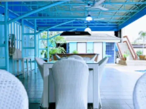 Marine Paradise Encore