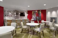 Embassy Suites by Hilton St. Louis St. Charles - bar