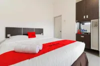 RedDoorz Near Exit Toll Bogor - Pensionaatit