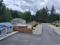 Paradise Motel Hotels in Sicamous