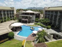 Hotel VIP Executive Tete - Pools