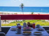 Bahiamar Hotel Hotels near Armacao