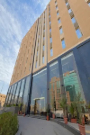 Sunday Grand Al Khobar Hotel Formerly Holiday Al Khaleej Hotel di 