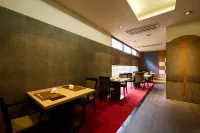 Kanazawa Hakuchoro Hotel Sanraku -Natural Hot Spring- - Morgenmad