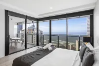 Mantra Circle on Cavill Surfers Paradise - Apartments
