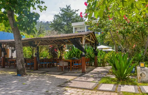 Senggigi Homes & Apartments