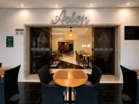 Hotel Arlen - Parkplatz