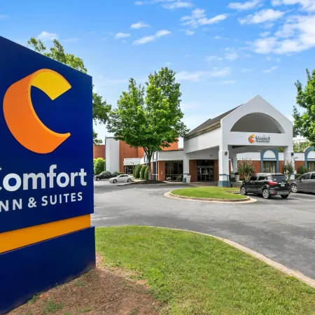 Comfort Inn & Suites