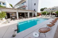 Petit Garden Hotel by Flacalco - 3 ดาว