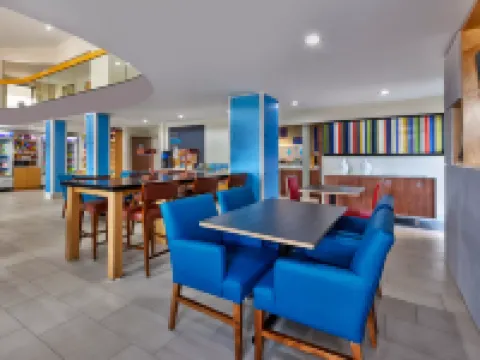 Holiday Inn Express DETROIT-WARREN (GM TECH CTR) by IHG Hotels in Warren