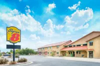 Super 8 by Wyndham Buena Vista Hôtels à : Comte de Chaffee