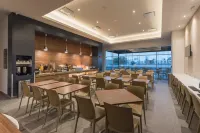 Microtel Inn & Suites by Wyndham Guadalajara Sur Các khách sạn ở Los Gavilanes