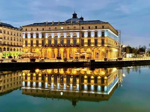 Baionakoa Résidence Hotels in Байонна
