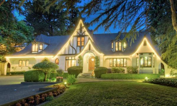 Candlelight Inn (Adults Only)