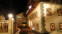 Landhotel Agathawirt فنادق في باد غويسيرن