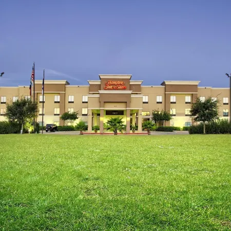 Hampton Inn & Suites Houston - Rosenberg