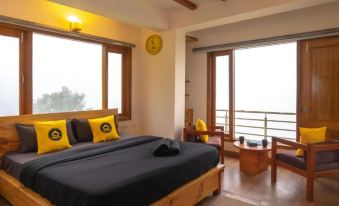 The Hosteller Mussoorie, Mall Road