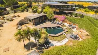 Cuarzo Lodge - Pools