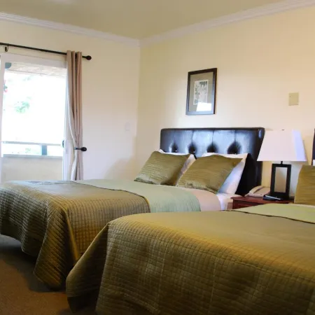 Bella Capri Inn and Suites