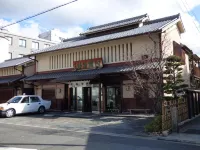 Guesthouse Hyakumanben Cross Hotel in zona Entsuji Temple