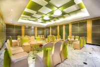 Grand Chennai by GRT Hotels - breakfast