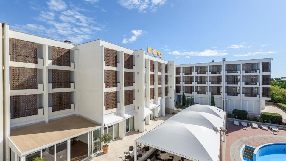 Hotel Kolovare
