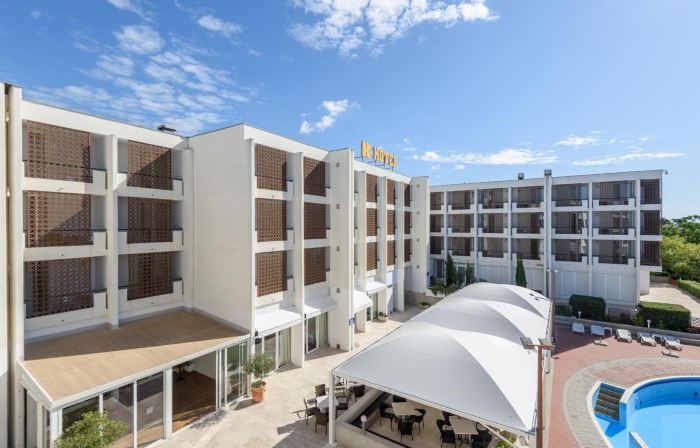 Hotel Kolovare