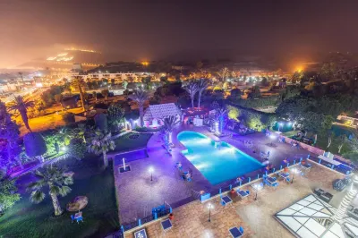 Oasis Hotel & Spa Hotel di 