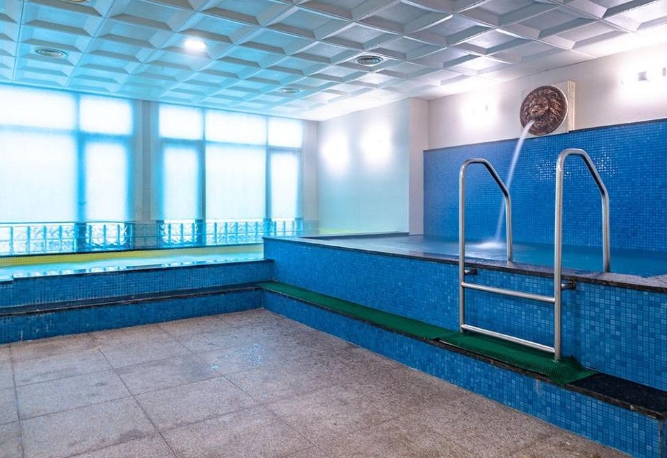 Mega Palas Hotel facility