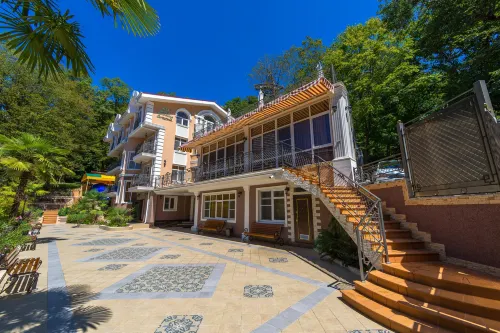 Pollyanna Villa Mini-Hotel