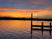 Tropical Marina & Resort on Lake Beresford