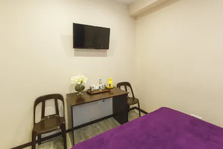 Asti Rooms (Асти Румс) Отели рядом с достопримечательностью «Национальный исследовательский Томский политехнический университет»