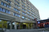 Zolotaya Dolina Hotel Hotels near Mikhail Zuyev Statue