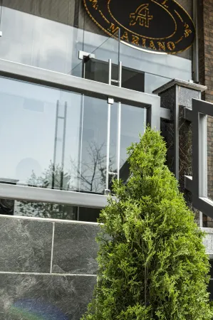 Мариано Отели в г. Центральный район