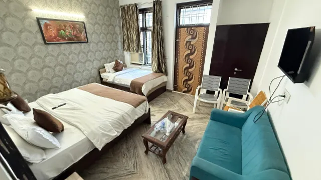 Nahargarh Palace Hotel