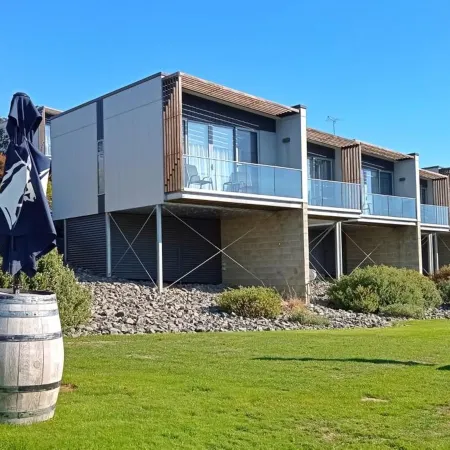 Rosevears Riverview Hotel