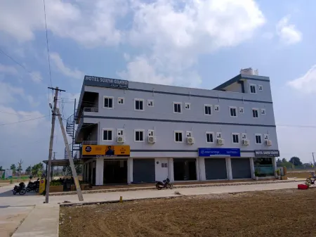 Hotel Surya Grand Отели в г. Ганчер