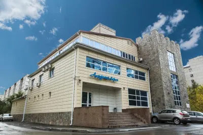 Lazurnyi Bereg Hotel Yermolayev 주변 호텔