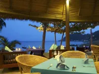 Haadtien Beach Resort