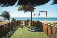 Hurricane Jeri Hotel a 