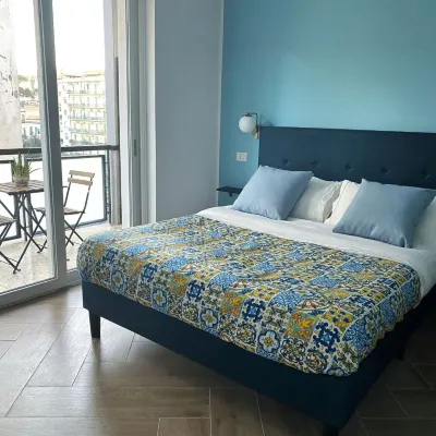 Domus d'Amore Hotels near Materdei